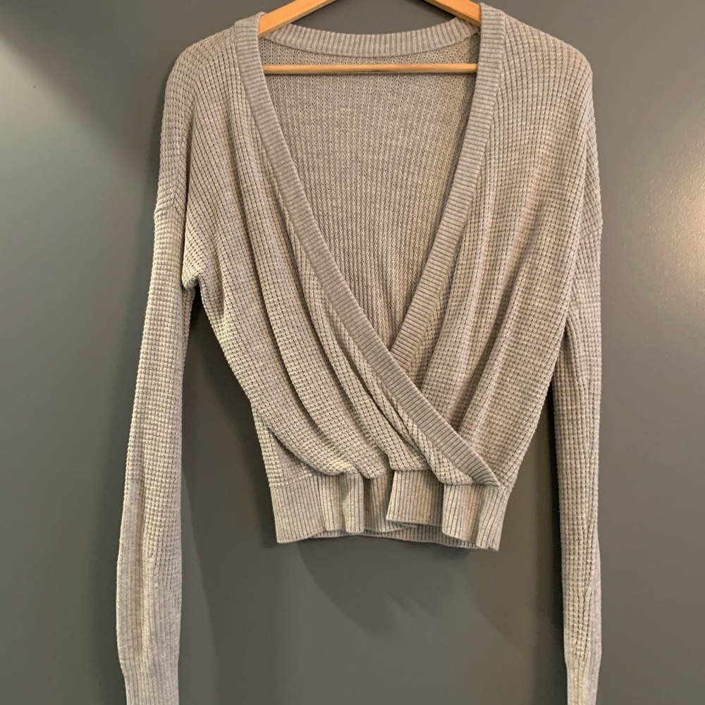 Splendid reversible grey sweater